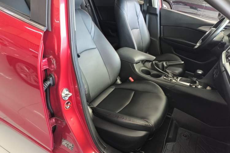 Used Mazda 3 Axela 2017 Sedan 1.5L Automatic Comfort Model Emission Standard China V Right Front Seat