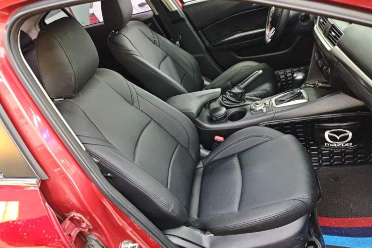 Used Mazda 3 Axela 2017 Sedan 1.5L Automatic Comfort Model Emission Standard China V Right Front Seat