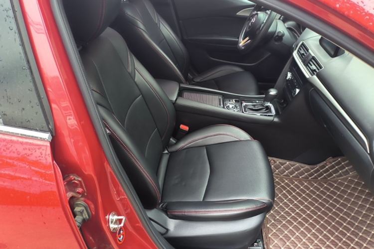 Used Mazda 3 Axela 2017 Sedan 1.5L Automatic Luxury Model Emission Standard China V Right Front Seat