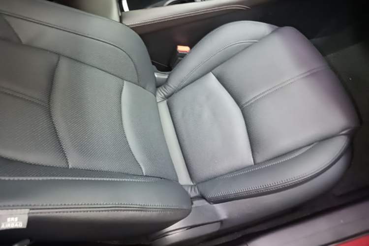 Used Mazda 3 Axela 2017 Sedan 2.0L Automatic Prestige Model China V Standard Right Front Seat