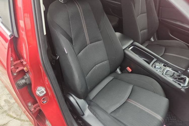 Used Mazda 3 Axela 2017 Sedan 1.5L Automatic Luxury Model China VI Standard Right Front Seat