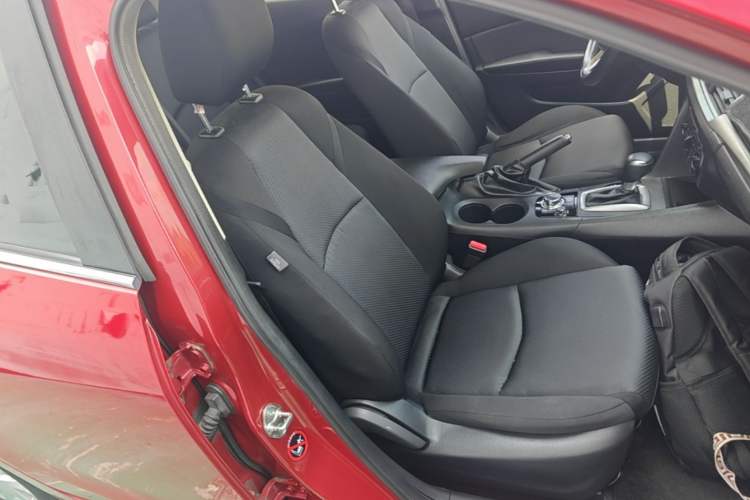 Used Mazda 3 Axela 2017 Sedan 1.5L Automatic Comfort Model Emission Standard China V Right Front Seat