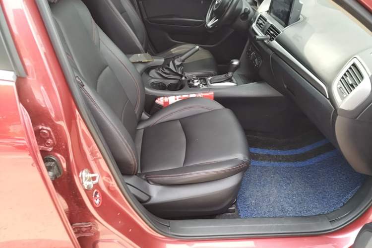 Used Mazda 3 Axela 2017 Sedan 1.5L Automatic Comfort Model Emission Standard China V Right Front Seat