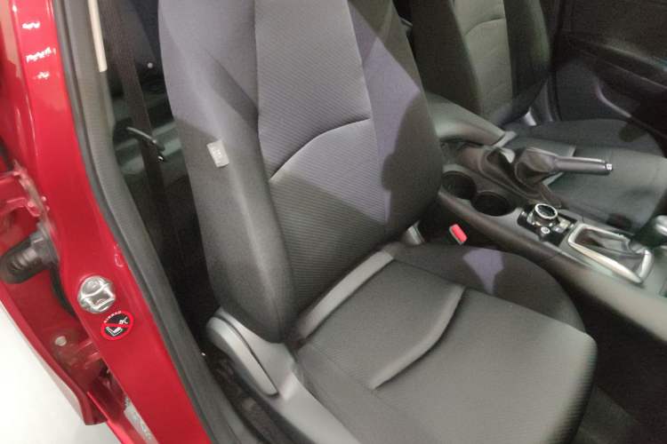 Used Mazda 3 Axela 2017 Sedan 1.5L Automatic Comfort Model Emission Standard China V Right Front Seat