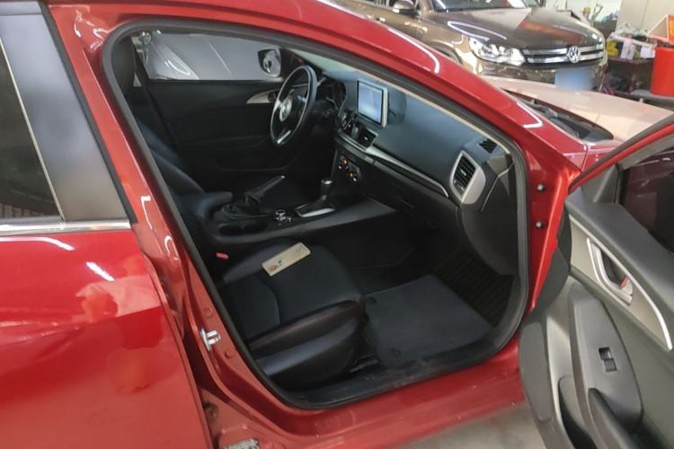Used Mazda 3 Axela 2017 Sedan 1.5L Automatic Comfort Model Emission Standard China V Right Front Seat