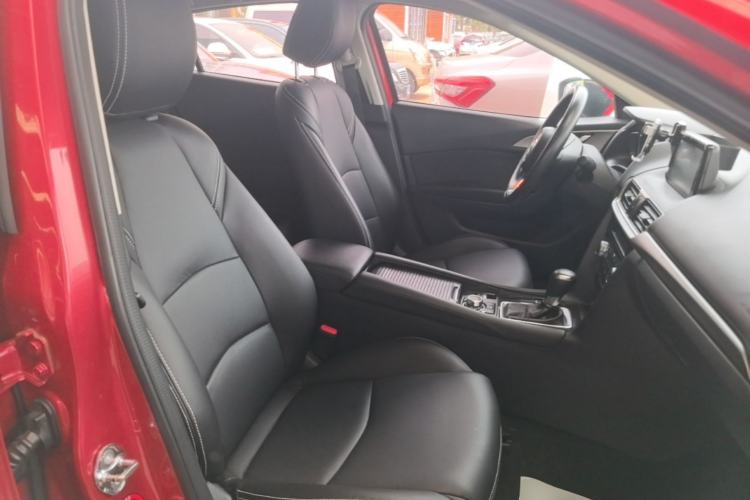 Used Mazda 3 Axela 2017 Sedan 1.5L Automatic Luxury Model Emission Standard China V Right Front Seat