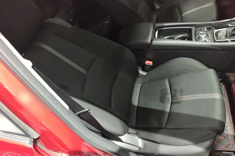 Used Mazda 3 Axela 2017 Hatchback 1.5L Automatic Luxury Model Emission Standard China V Right Front Seat