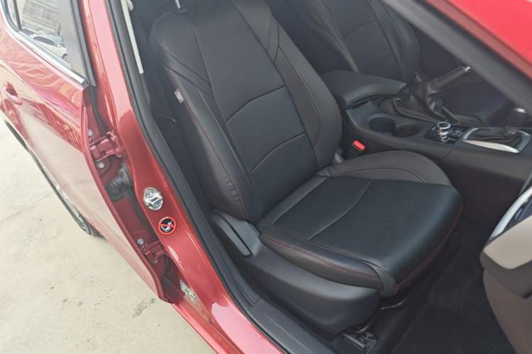 Used Mazda 3 Axela 2017 Sedan 1.5L Automatic Comfort Model Emission Standard China V Right Front Seat