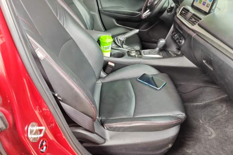 Used Mazda 3 Axela 2017 Sedan 1.5L Automatic Comfort Model Emission Standard China V Right Front Seat