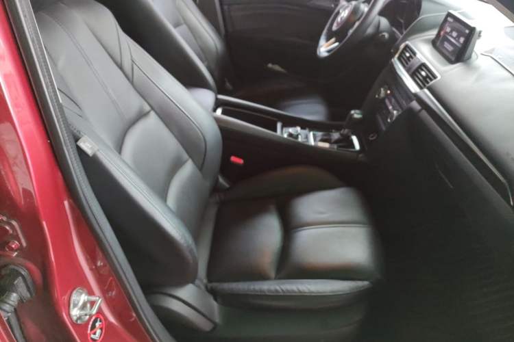 Used Mazda 3 Axela 2017 Sedan 2.0L Automatic Prestige Model China V Standard Right Front Seat