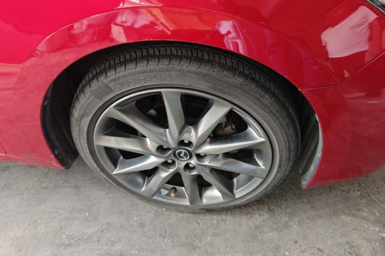Used Mazda 3 Axela 2017 Hatchback 2.0L Automatic Luxury Model Emission Standard China V Right Front Wheel Hub