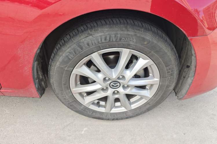 Used Mazda 3 Axela 2017 Sedan 1.5L Automatic Comfort Model Emission Standard China V Right Front Wheel Hub