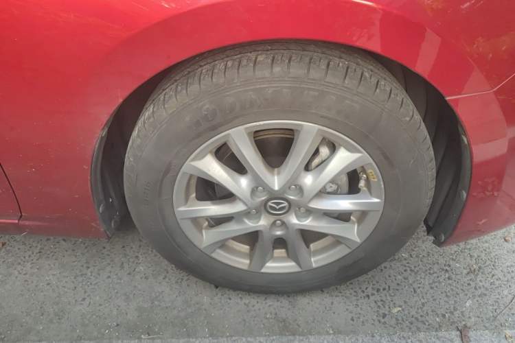 Used Mazda 3 Axela 2017 Sedan 1.5L Automatic Comfort Model Emission Standard China V Right Front Wheel Hub