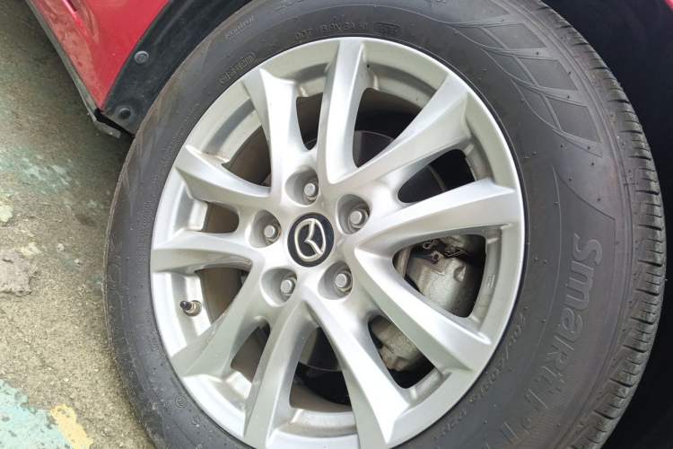 Used Mazda 3 Axela 2017 Sedan 1.5L Automatic Luxury Model Emission Standard China V Right Front Wheel Hub