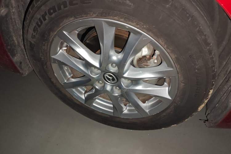 Used Mazda 3 Axela 2017 Sedan 1.5L Automatic Comfort Model Emission Standard China V Right Front Wheel Hub