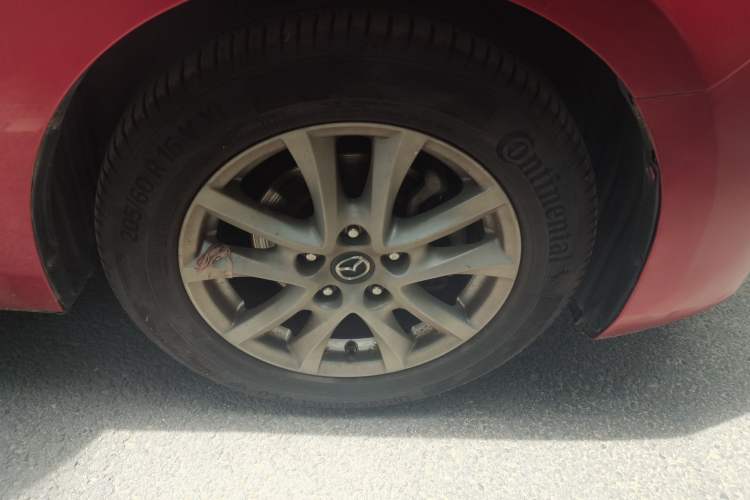 Used Mazda 3 Axela 2017 Sedan 1.5L Automatic Comfort Model Emission Standard China V Right Front Wheel Hub