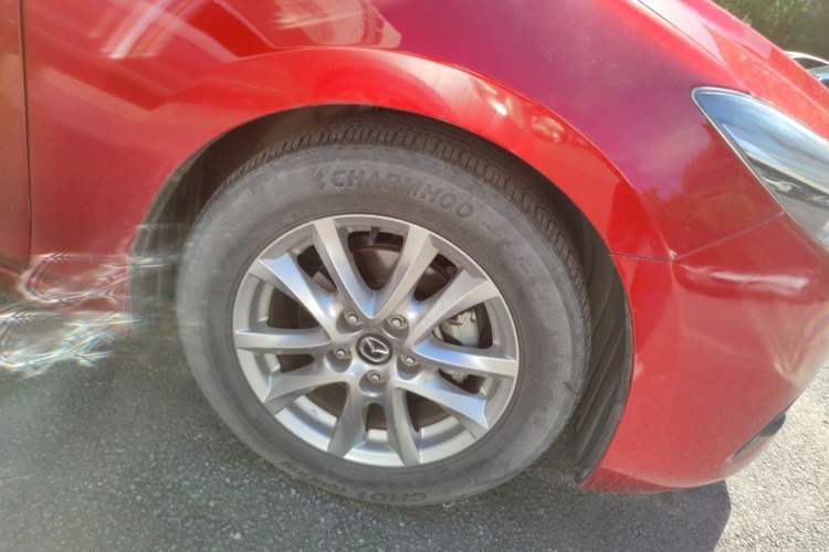 Used Mazda 3 Axela 2017 Hatchback 1.5L Automatic Luxury Model Emission Standard China V Right Front Wheel Hub
