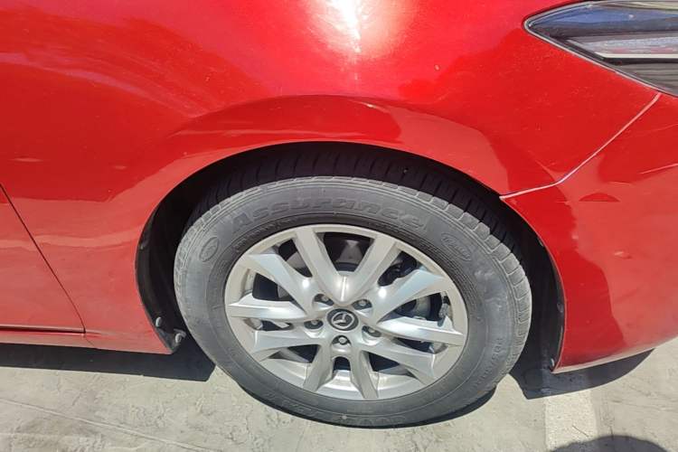 Used Mazda 3 Axela 2017 Sedan 1.5L Automatic Luxury Model Emission Standard China V Right Front Wheel Hub