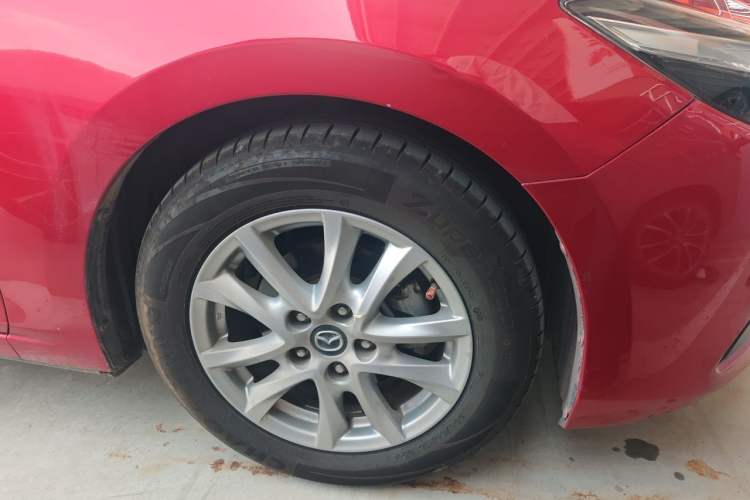 Used Mazda 3 Axela 2017 Sedan 1.5L Automatic Comfort Model Emission Standard China V Right Front Wheel Hub