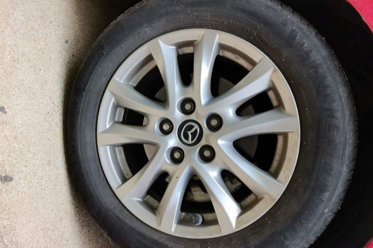 Used Mazda 3 Axela 2017 Sedan 1.5L Automatic Luxury Model China VI Standard Right Front Wheel Hub