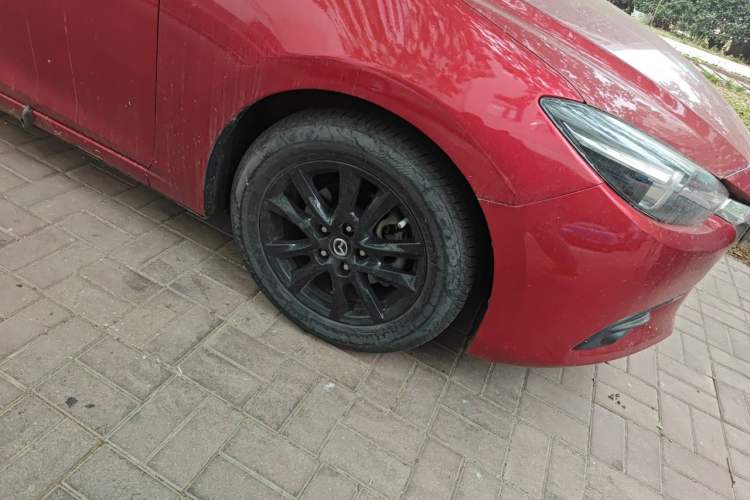 Used Mazda 3 Axela 2017 Sedan 1.5L Automatic Luxury Model Emission Standard China V Right Front Wheel Hub