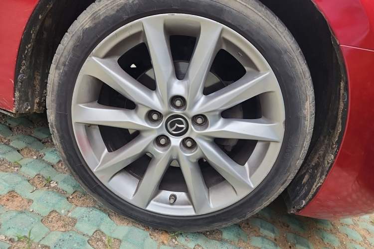 Used Mazda 3 Axela 2017 Sedan 2.0L Automatic Prestige Model China V Standard Right Front Wheel Hub