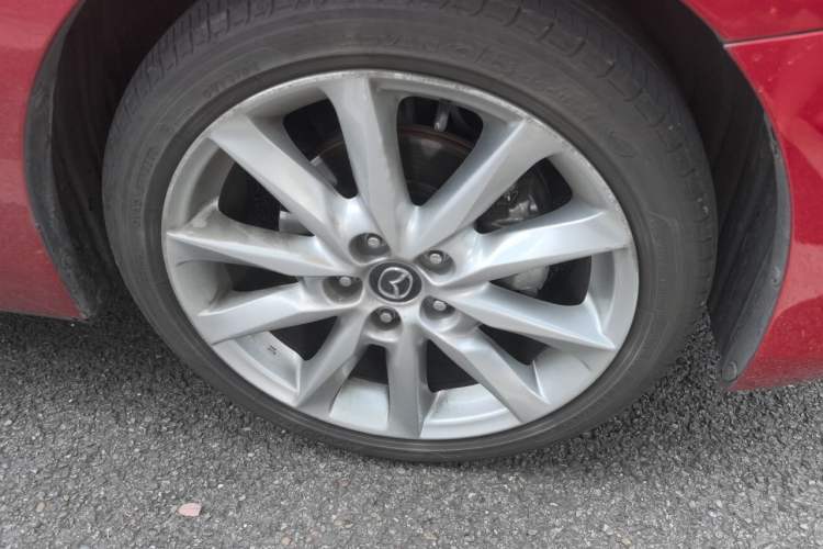 Used Mazda 3 Axela 2017 Sedan 2.0L Automatic Prestige Model China V Standard Right Front Wheel Hub