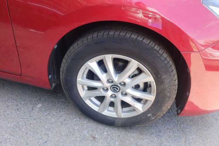Used Mazda 3 Axela 2017 Sedan 1.5L Automatic Comfort Model Emission Standard China V Right Front Wheel Hub