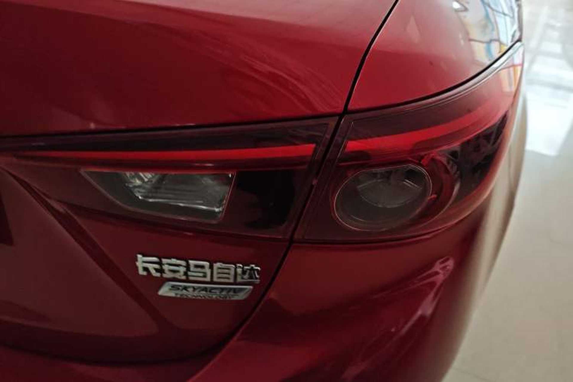 Used Mazda 3 Axela 2017 Sedan 1.5L Automatic Luxury Model Emission Standard China V Right Rear Taillight