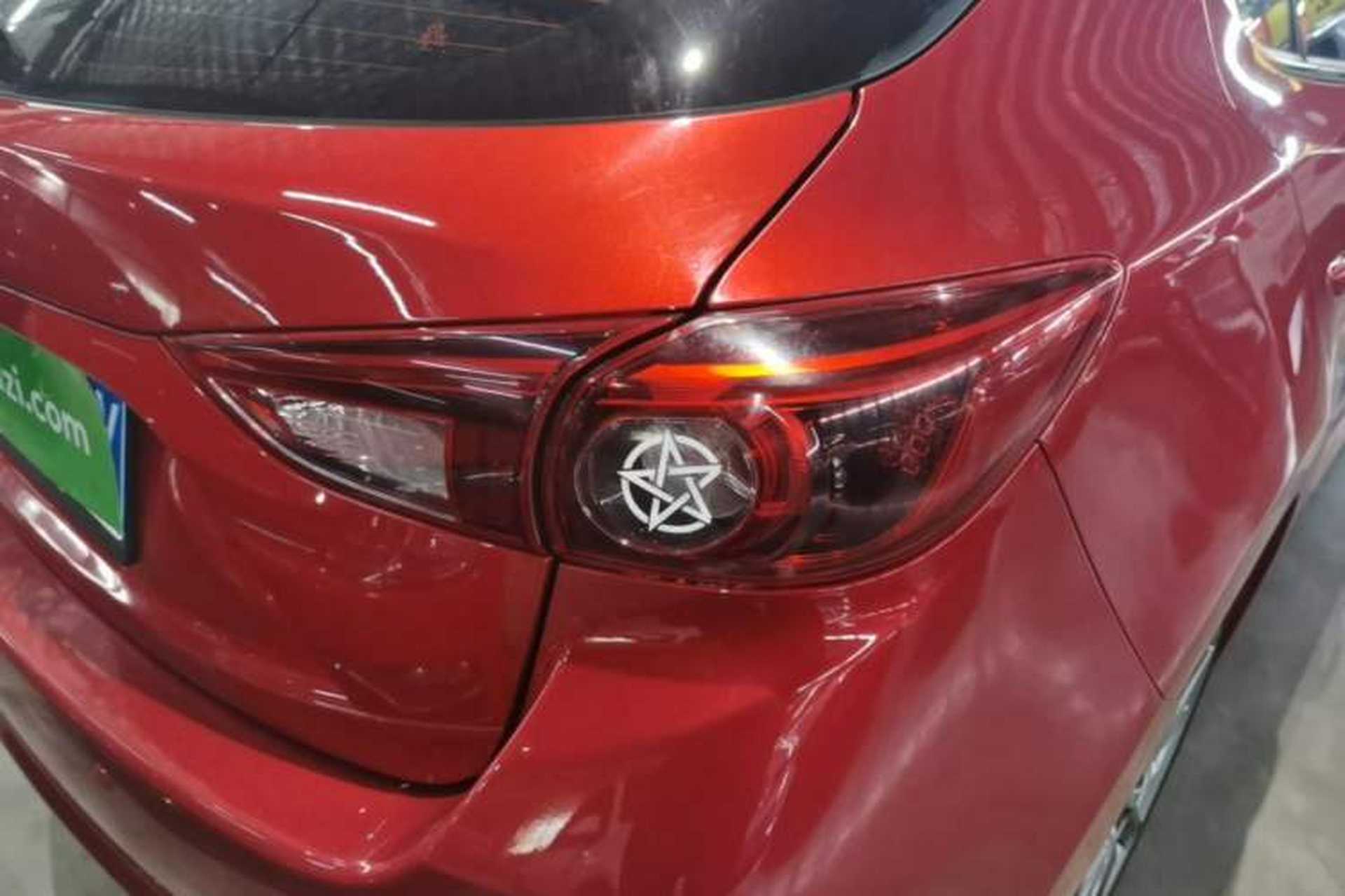 Used Mazda 3 Axela 2017 Hatchback 2.0L Automatic Sport Model China V Emission Standard Right Rear Taillight