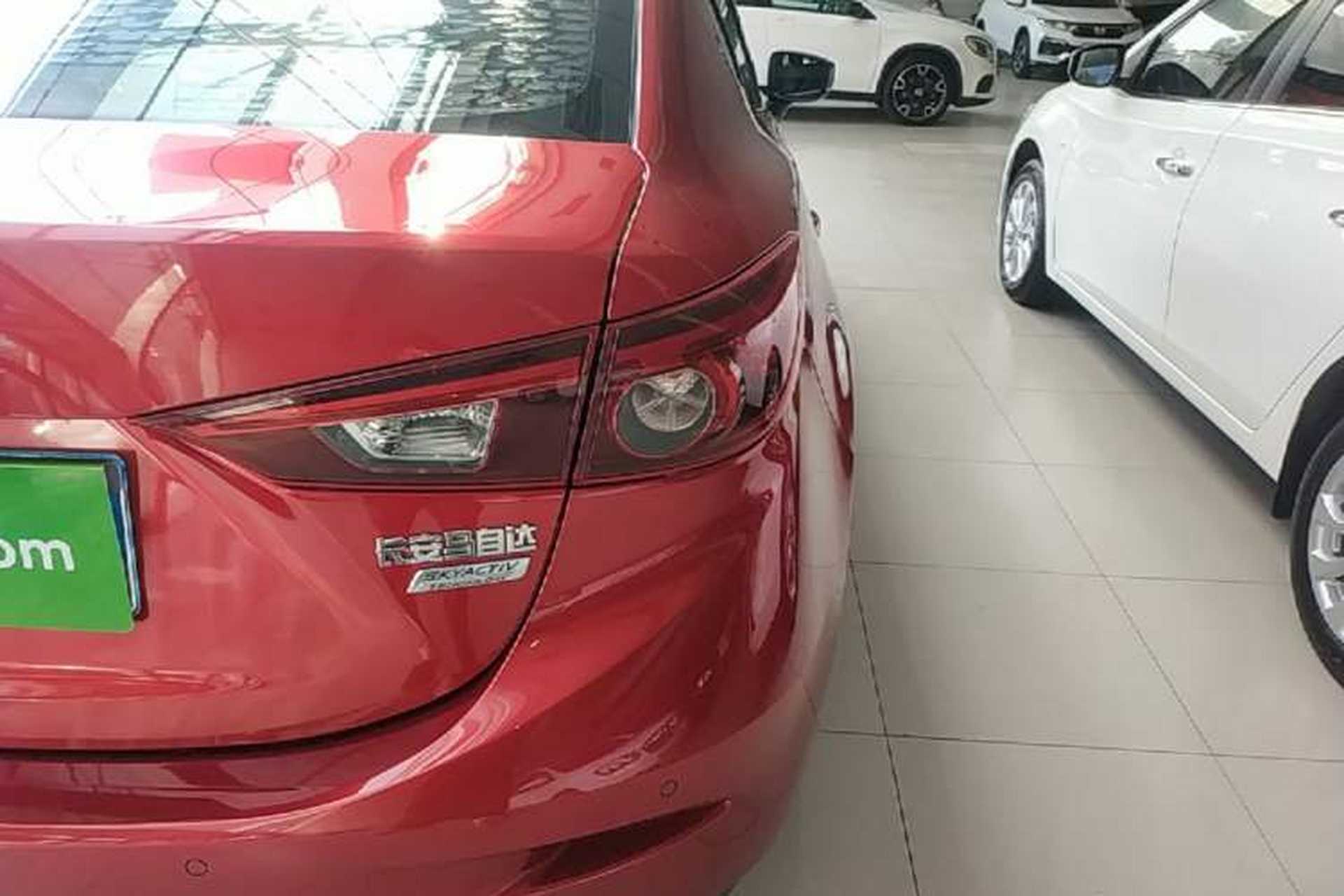 Used Mazda 3 Axela 2017 Sedan 1.5L Automatic Luxury Model Emission Standard China V Right Rear Taillight