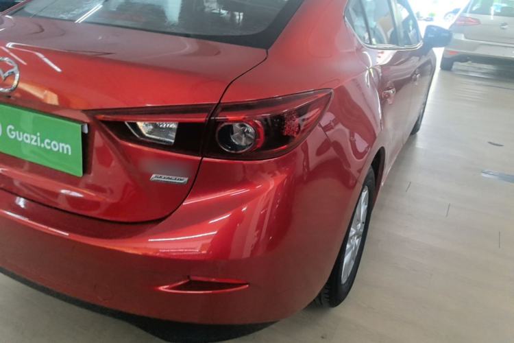 Used Mazda 3 Axela 2017 Sedan 1.5L Automatic Luxury Model Emission Standard China V Right Rear Taillight
