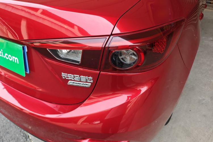 Used Mazda 3 Axela 2017 Sedan 1.5L Automatic Luxury Model Emission Standard China V Right Rear Taillight