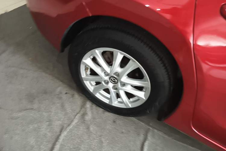 Used Mazda 3 Axela 2017 Sedan 1.5L Automatic Luxury Model Emission Standard China V Right Rear Wheel Hub