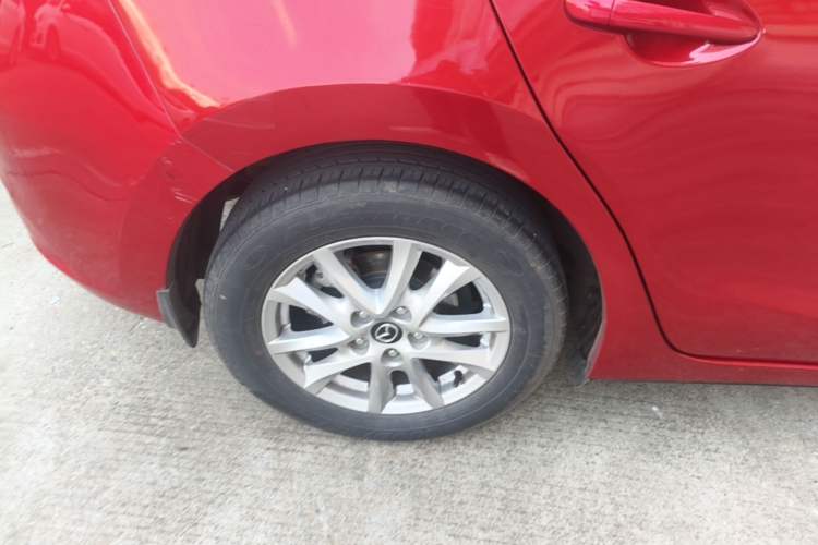 Used Mazda 3 Axela 2017 Hatchback 1.5L Automatic Comfort Model Emission Standard China V Right Rear Wheel Hub