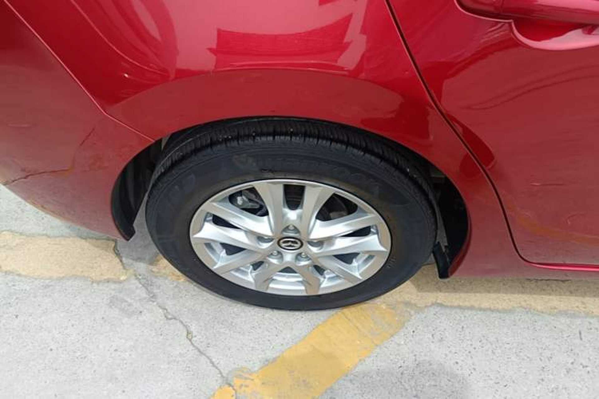 Used Mazda 3 Axela 2017 Sedan 1.5L Automatic Luxury Model Emission Standard China V Right Rear Wheel Hub