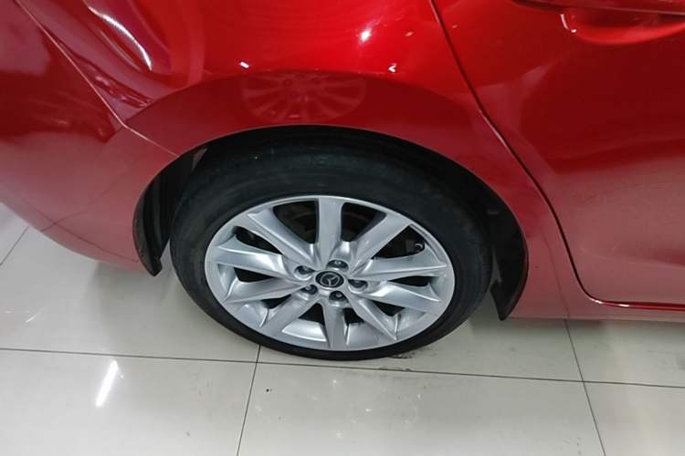 Used Mazda 3 Axela 2017 Sedan 2.0L Automatic Prestige Model China V Standard Right Rear Wheel Hub