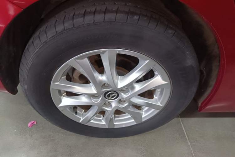 Used Mazda 3 Axela 2017 Hatchback 1.5L Automatic Comfort Model Emission Standard China V Right Rear Wheel Hub