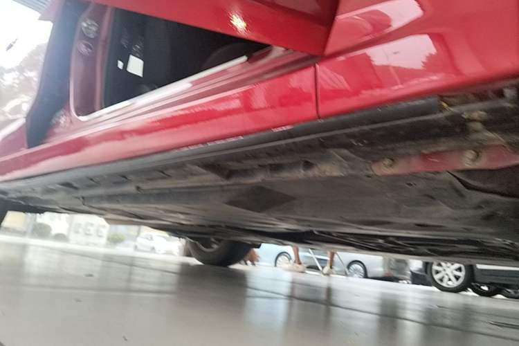 Used Mazda 3 Axela 2017 Sedan 1.5L Manual Comfort Model Emission Standard China V Right Side Sill