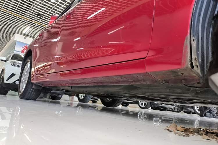 Used Mazda 3 Axela 2017 Sedan 1.5L Automatic Comfort Model Emission Standard China V Right Side Sill