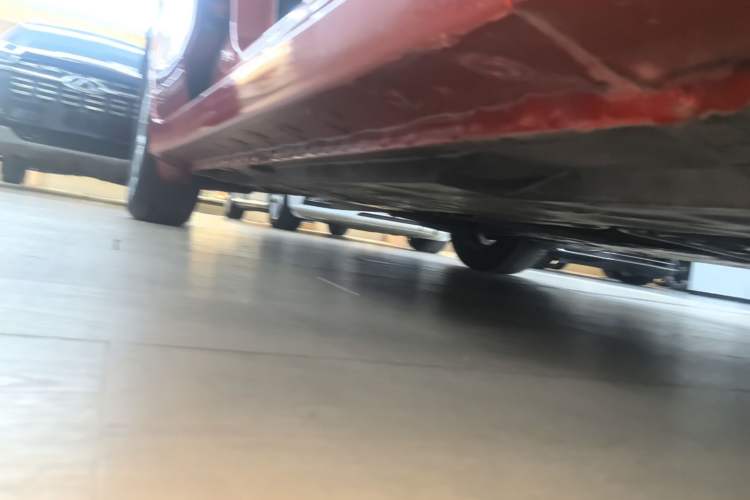 Used Mazda 3 Axela 2017 Sedan 1.5L Automatic Luxury Model Emission Standard China V Right Side Sill