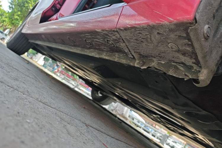 Used Mazda 3 Axela 2017 Sedan 1.5L Automatic Luxury Model Emission Standard China V Right Side Sill