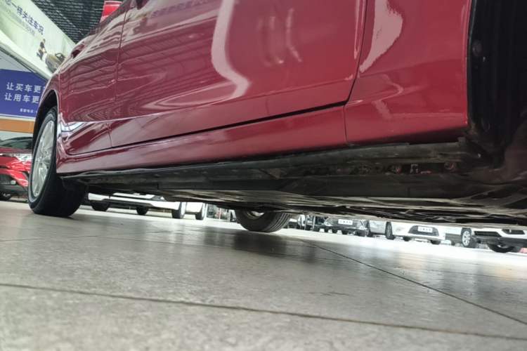 Used Mazda 3 Axela 2017 Sedan 1.5L Automatic Comfort Model Emission Standard China V Right Side Sill