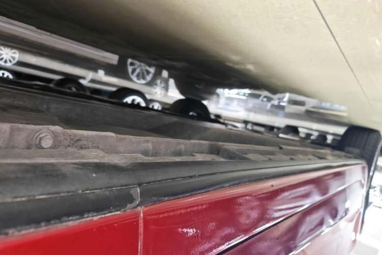 Used Mazda 3 Axela 2017 Hatchback 1.5L Automatic Comfort Model Emission Standard China V Right Side Sill