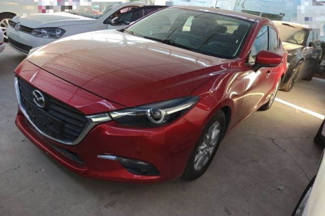 Mazda 3 Axela 2017 Sedan 1.5L Automatic Luxury Model Emission Standard China V usado