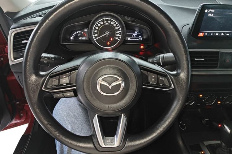 Used Mazda 3 Axela 2017 Sedan 1.5L Automatic Comfort Model Emission Standard China V Steering Wheel