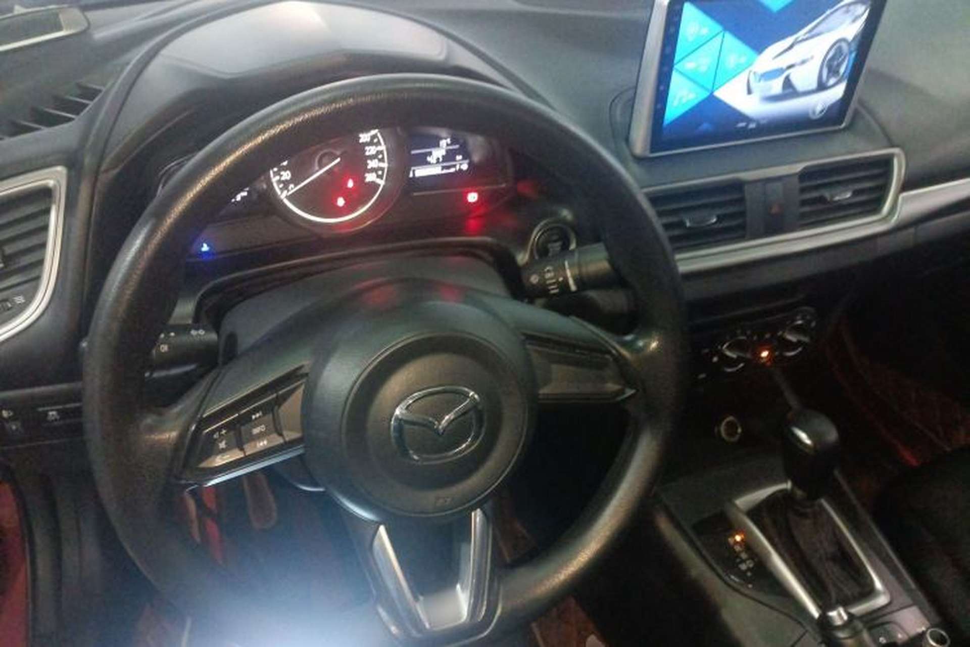 Used Mazda 3 Axela 2017 Sedan 1.5L Automatic Comfort Model Emission Standard China V Steering Wheel