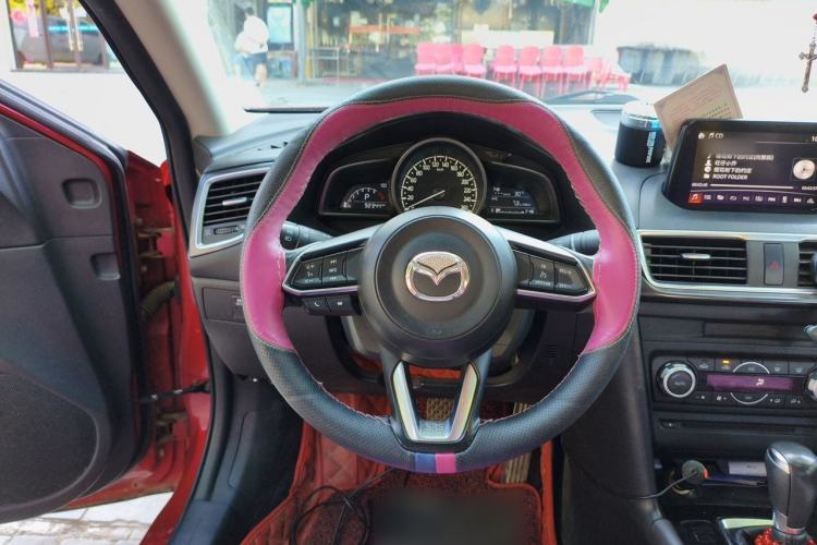 Used Mazda 3 Axela 2017 Sedan 2.0L Automatic Prestige Model China V Standard Steering Wheel