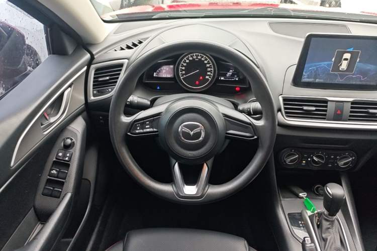 Used Mazda 3 Axela 2017 Sedan 1.5L Automatic Comfort Model Emission Standard China V Steering Wheel