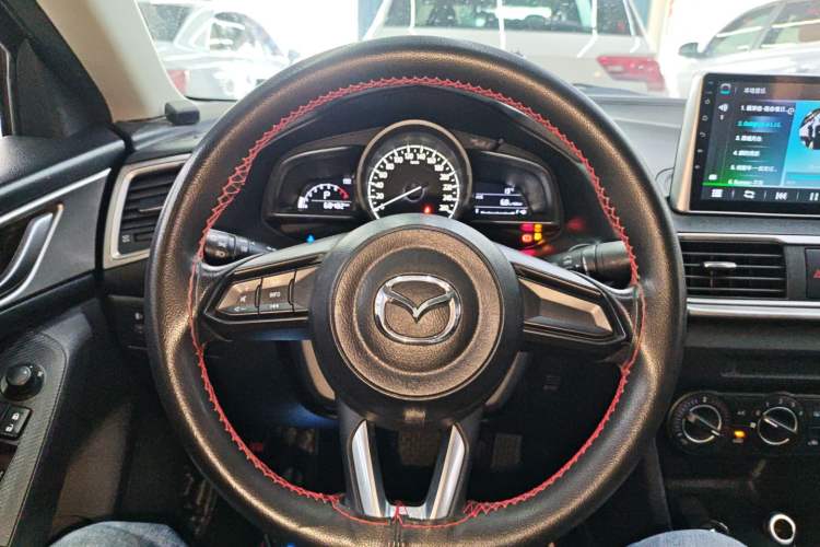 Used Mazda 3 Axela 2017 Sedan 1.5L Automatic Comfort Model Emission Standard China V Steering Wheel